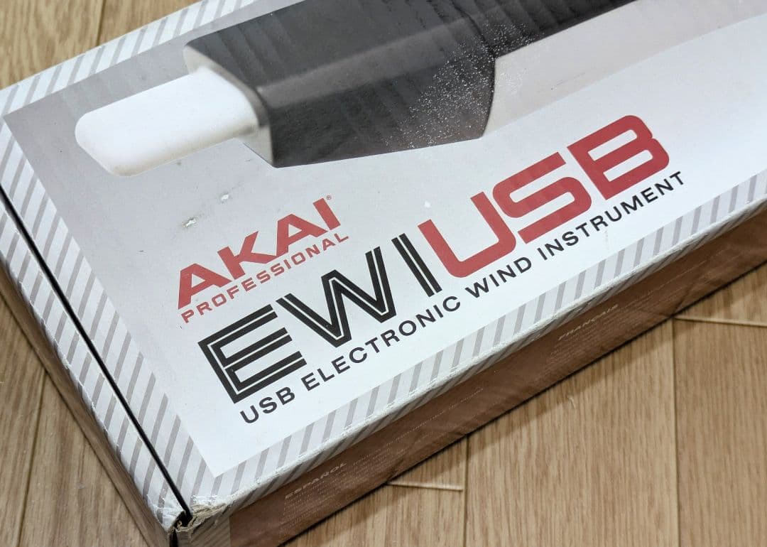 ひ*ろ様 AKAI EWI USB ウィンドシンセサイザー中古