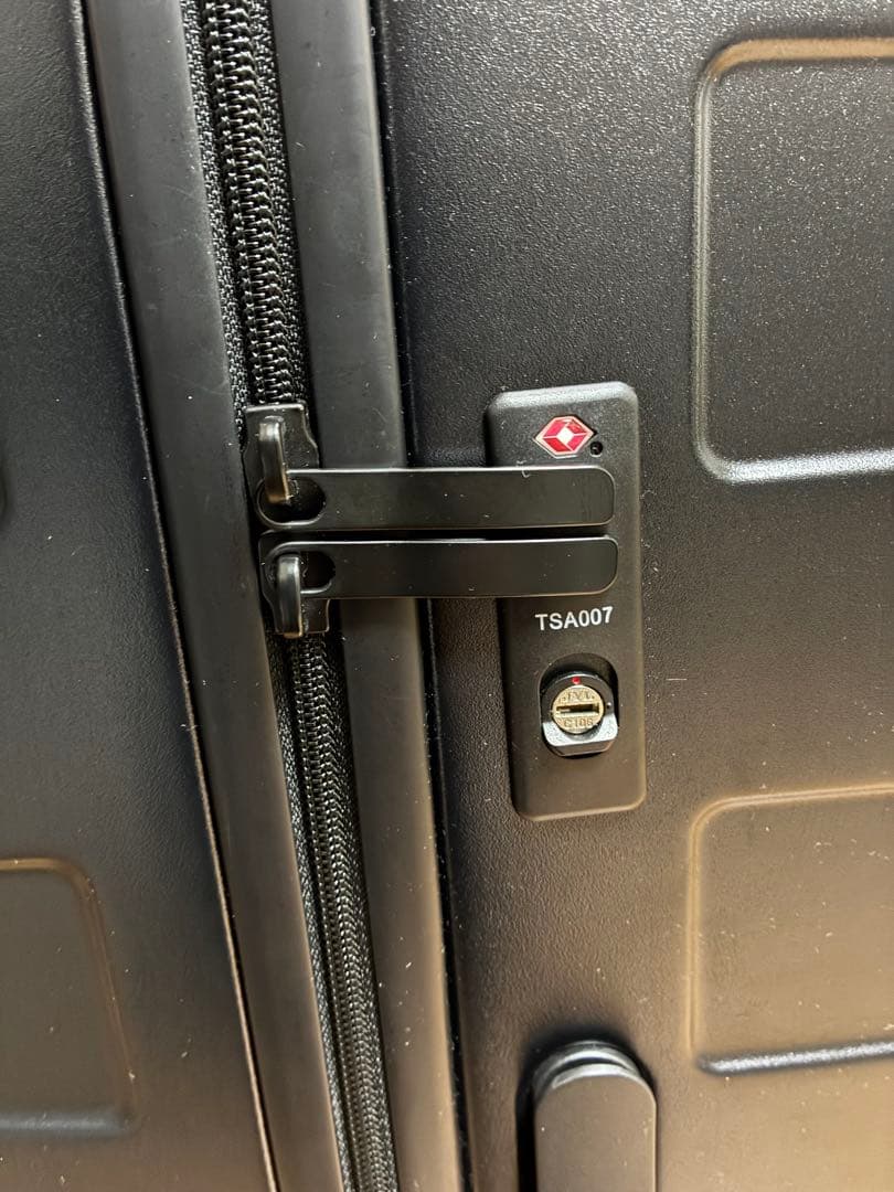 美品　無印良品 MUJI ハードキャリーケース 63L ブラック