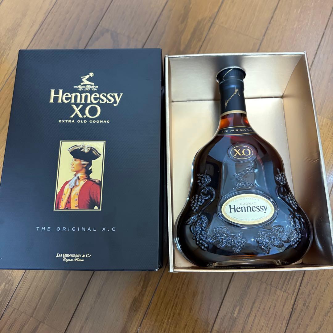 ヘネシーXO コニャック　ギフトボックス　700ml