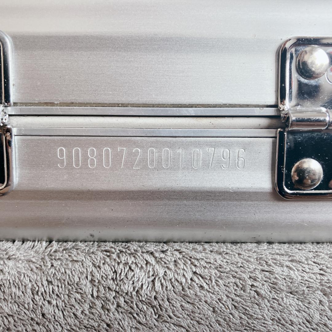 RIMOWA リモワ トパーズ アタッシュケース ビジネス アルミニウム