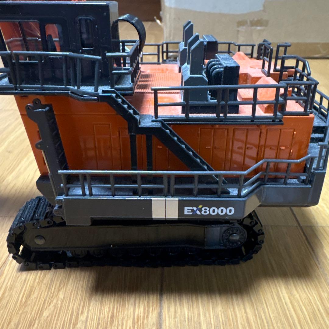 ミニカー HITACHI EX 8000 1/87