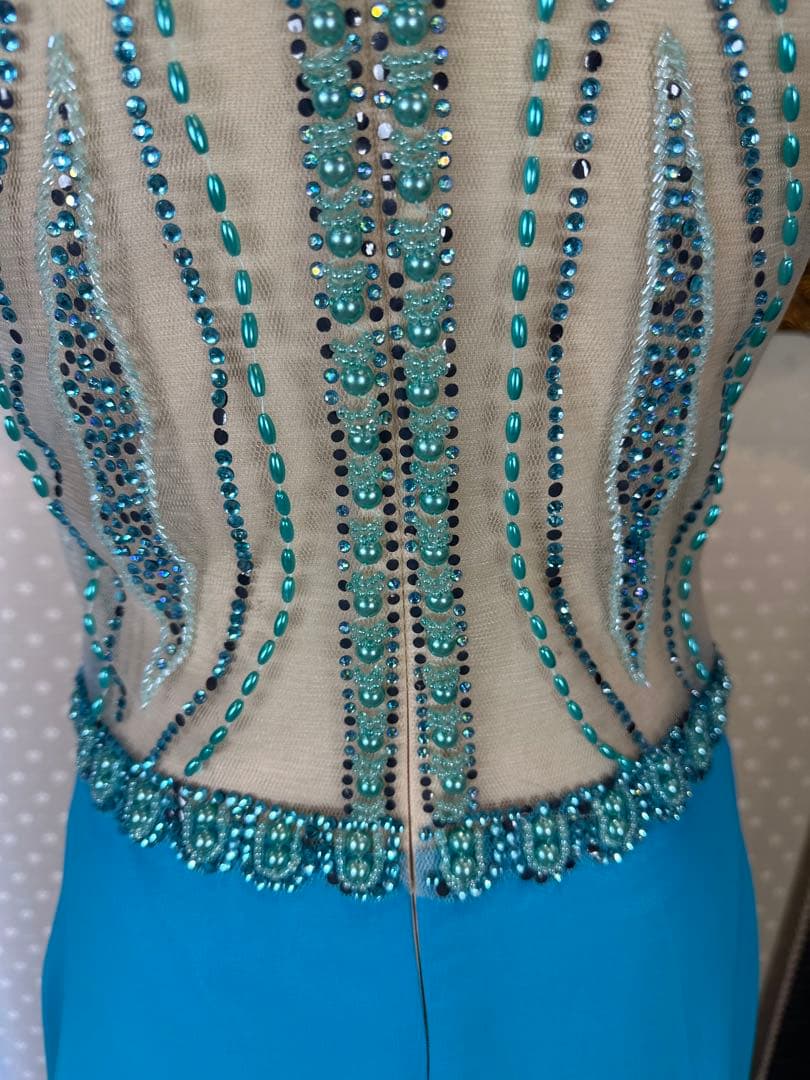 未使用傷あり☆水色ビーズ装飾ロングドレス