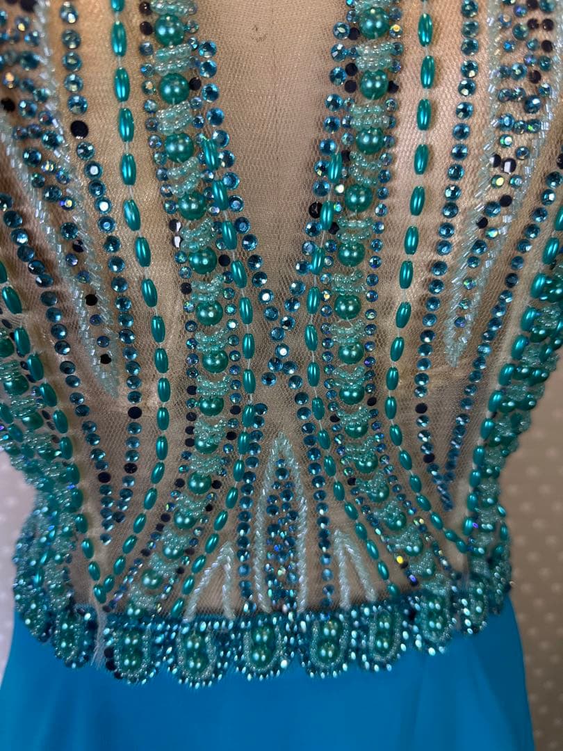 未使用傷あり☆水色ビーズ装飾ロングドレス