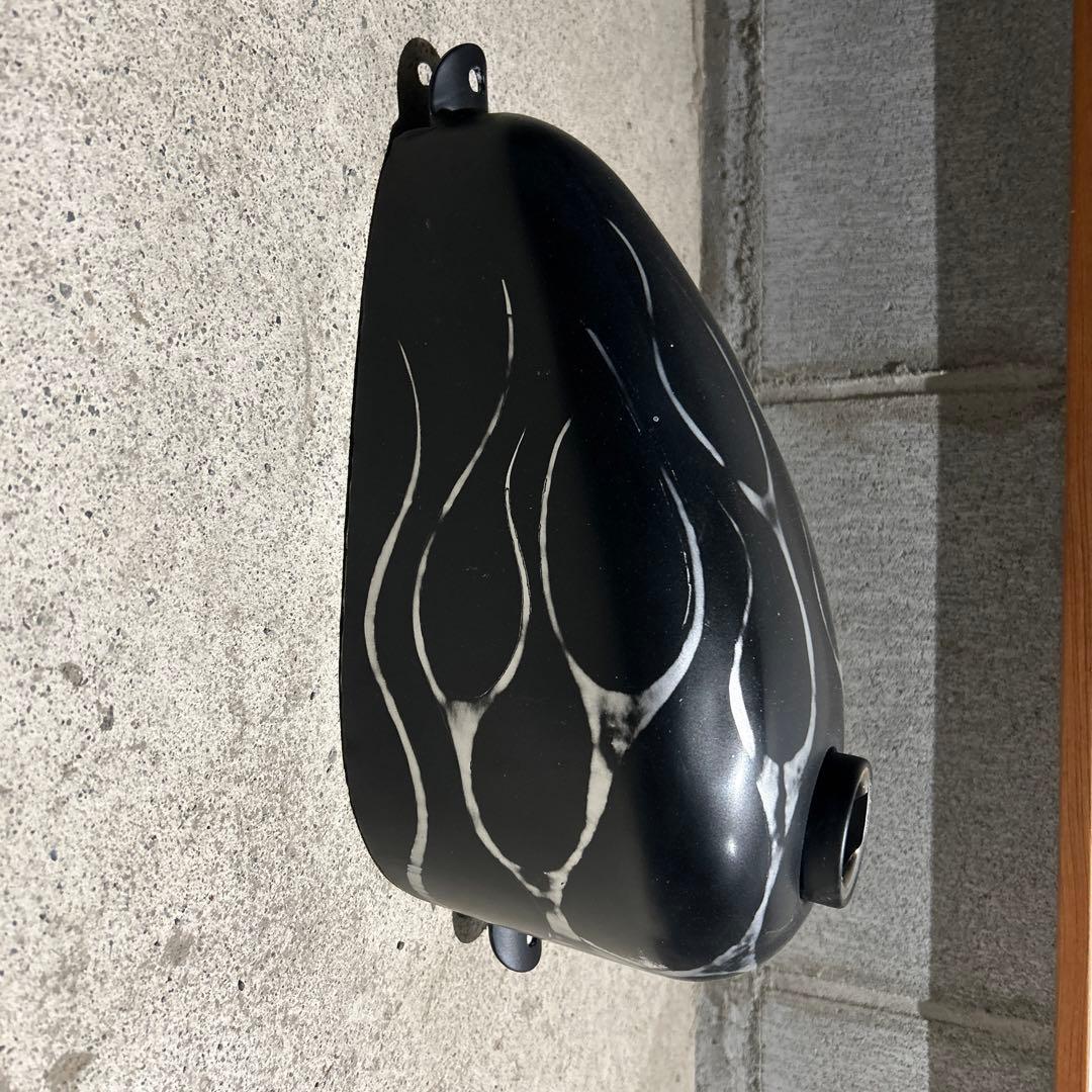 ハーレー　タンク　スポーツスター　ナロー