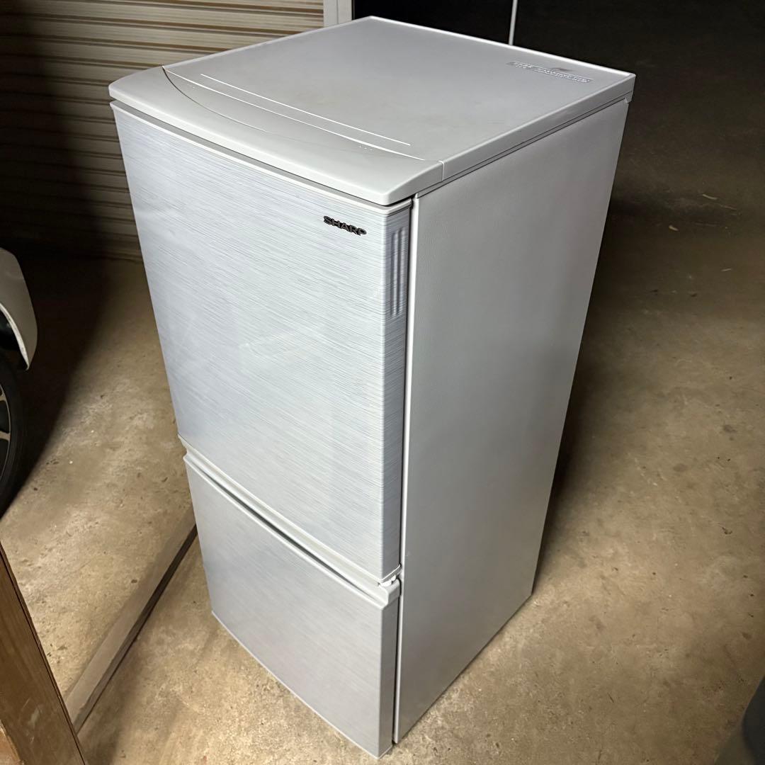 値下げ‼️【東京23区送料無料‼️】SHARP 冷蔵庫140L 2019年製