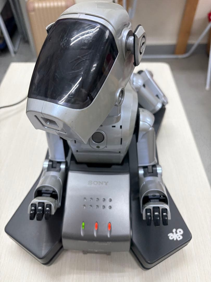 希少／初代AIBO／アイボERS-111／SONY／ソニー／シルバー／動作可