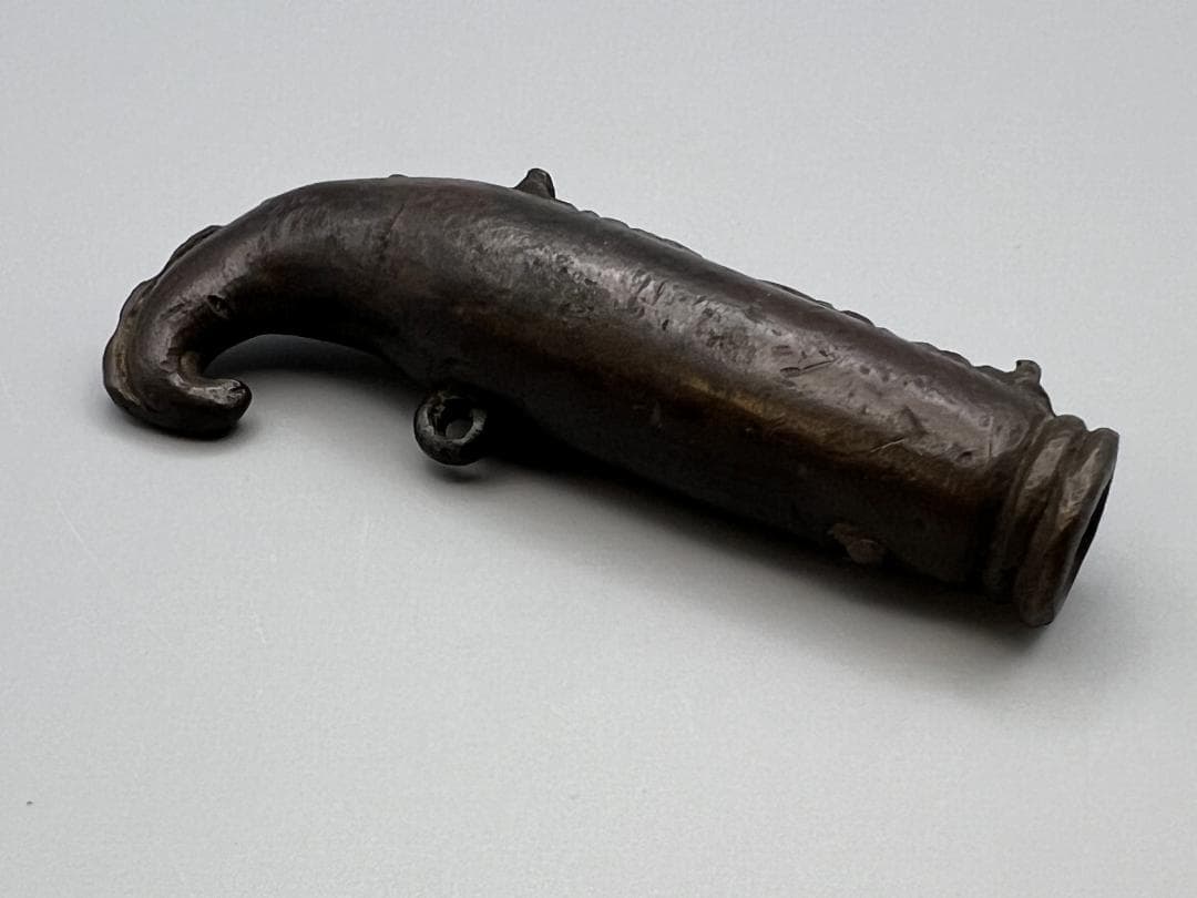 時代提げ物　古銅　火縄銃型　根付　アンティーク　重量約149g