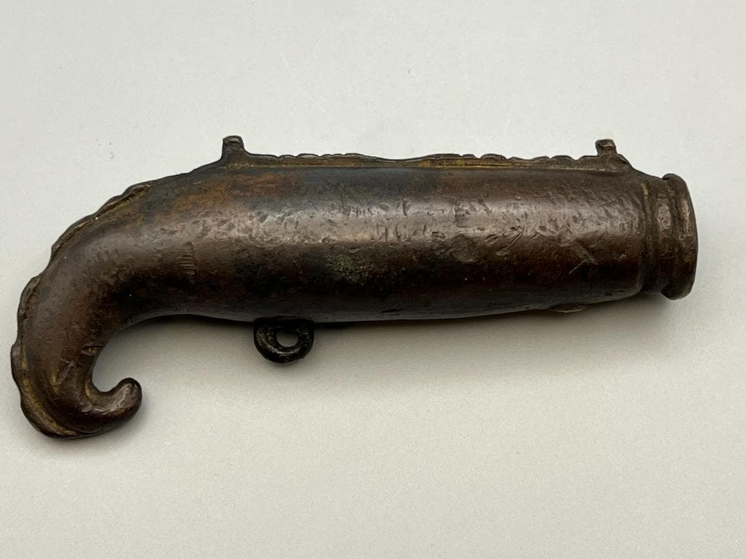 時代提げ物　古銅　火縄銃型　根付　アンティーク　重量約149g