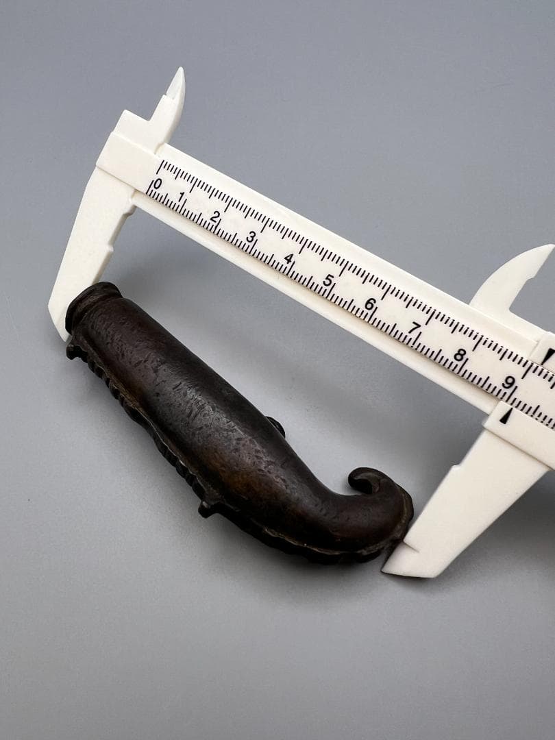 時代提げ物　古銅　火縄銃型　根付　アンティーク　重量約149g