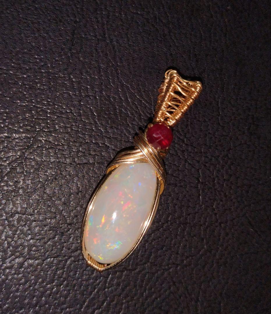 Kgf14 宝石ルース 希少石 ウォーターオパール レッドスピネル ペンダント