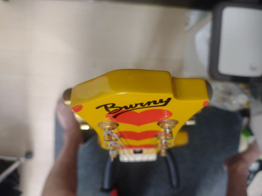 BURNY YH−JR イエローハートJR hideモデル