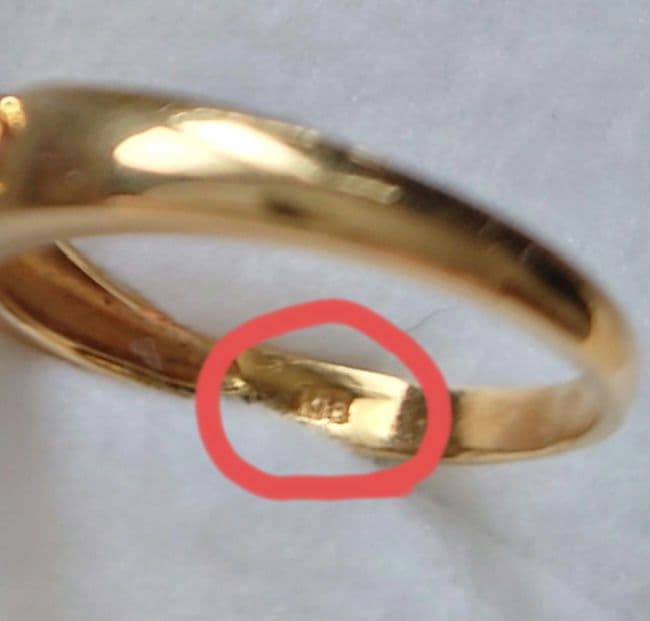 a*！様 K18 ゴールド リング 約8号　シンプル ルビー？ダイヤ？付き レト