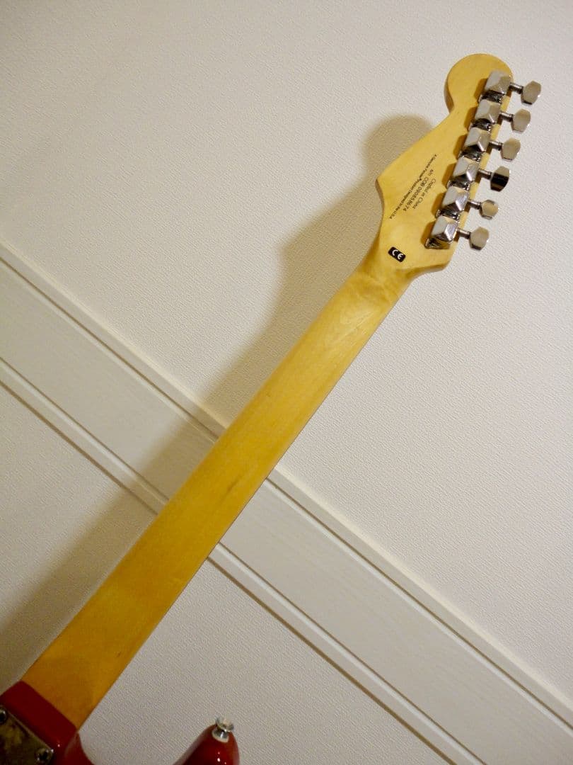 【メンテ済】Squier ストラトキャスター ダコタレッド