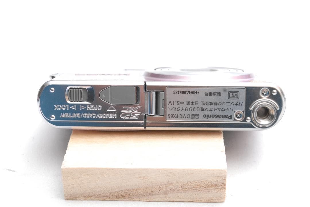 Panasonic LUMIX DMC-FX66 (良品）