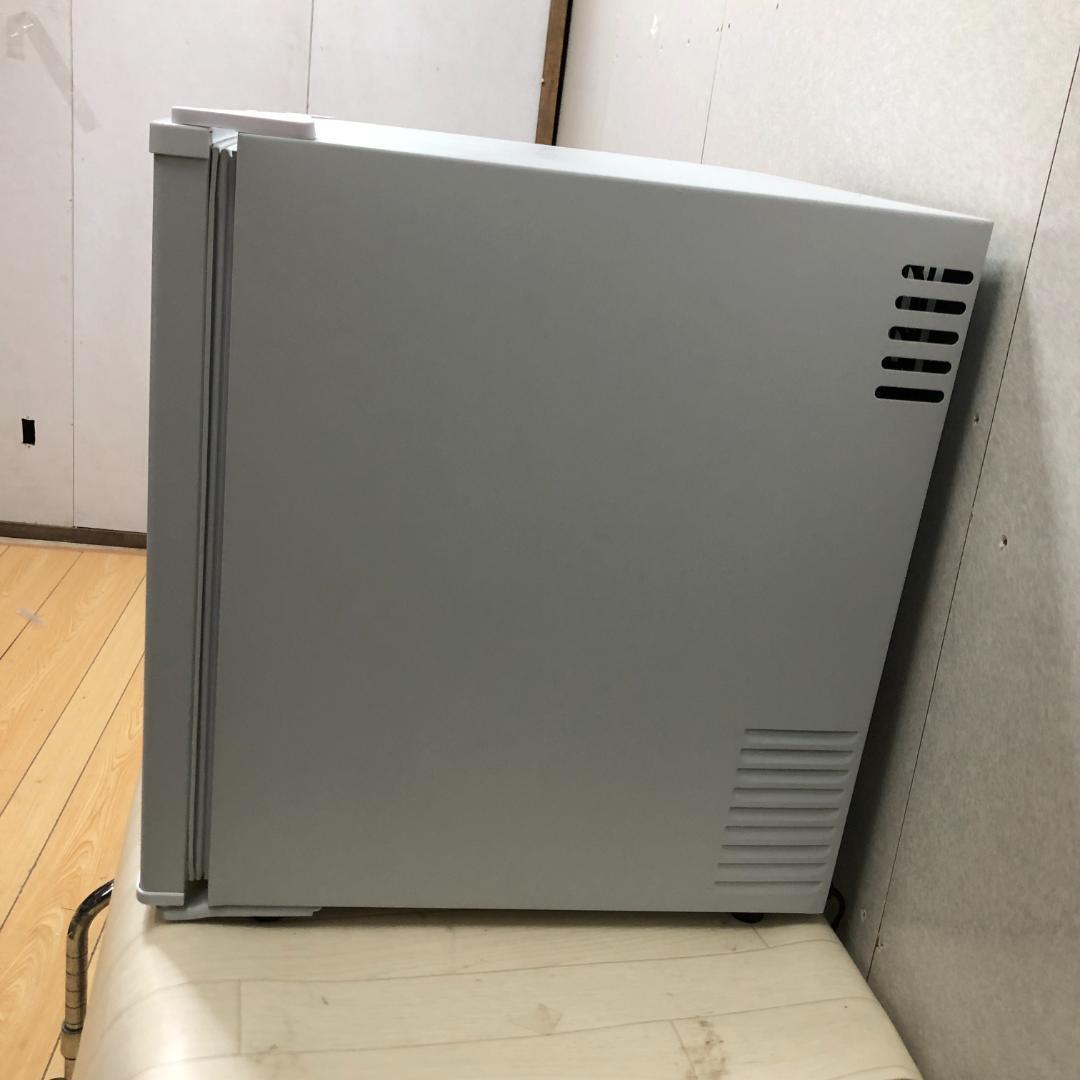 【送料無料】 サンルック SR-R4802 電子冷蔵庫 48L 250529