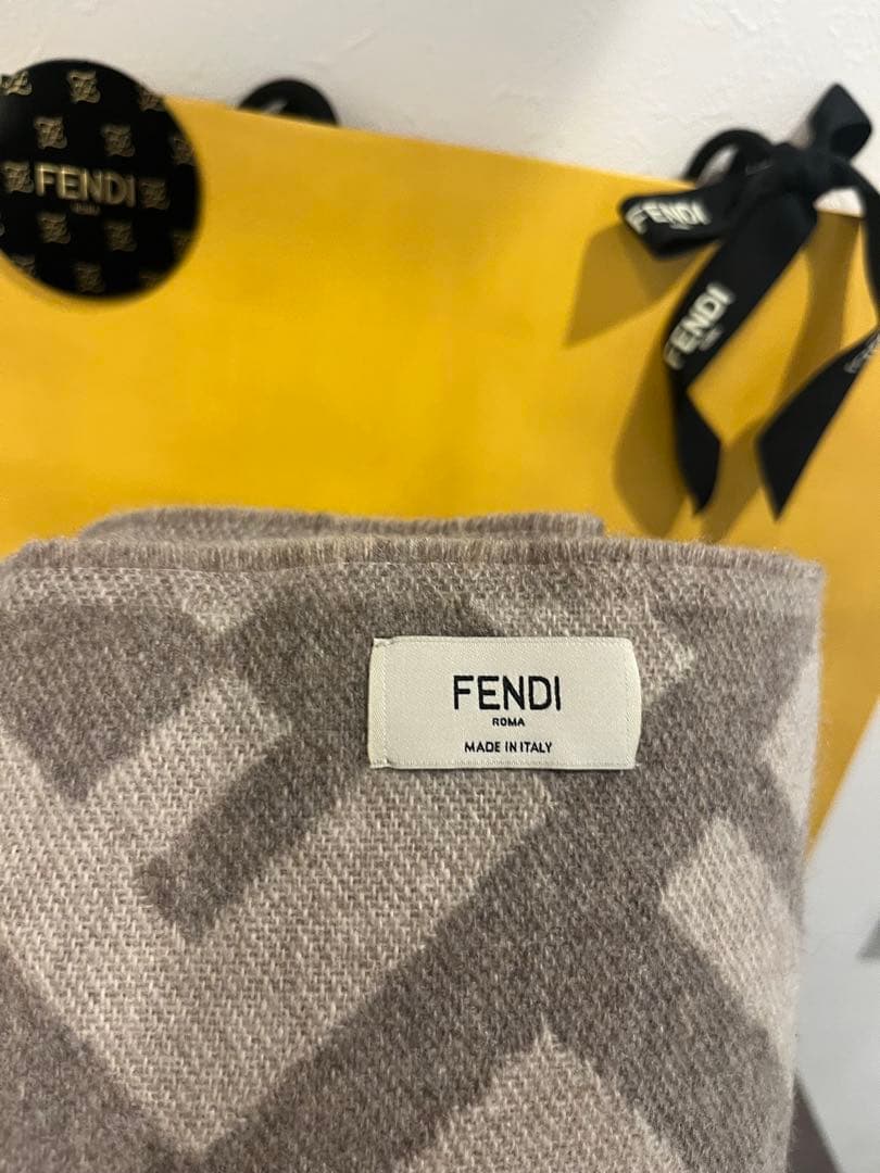 Fendi ♡FFマフラー ストール