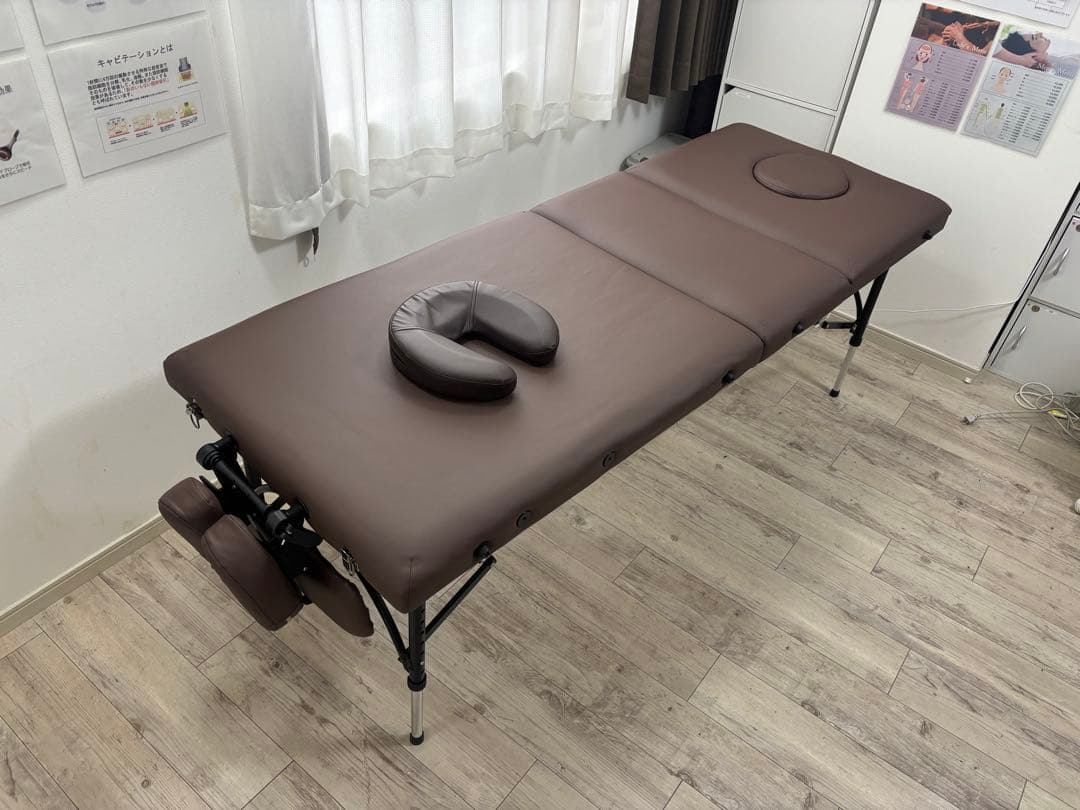 さらに値下げしました！ブラウン 折りたたみベッド ヘッドレスト付き