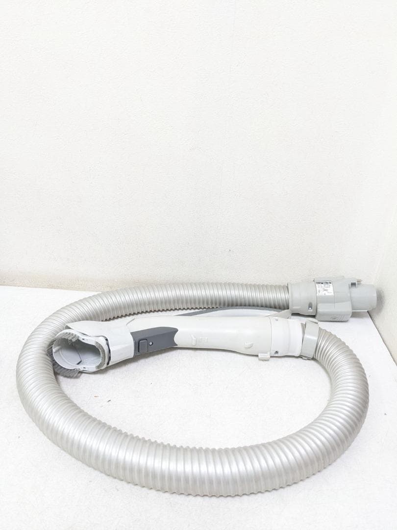 Panasonic MC-SS300GX-R サイクロン式掃除機 2011年製