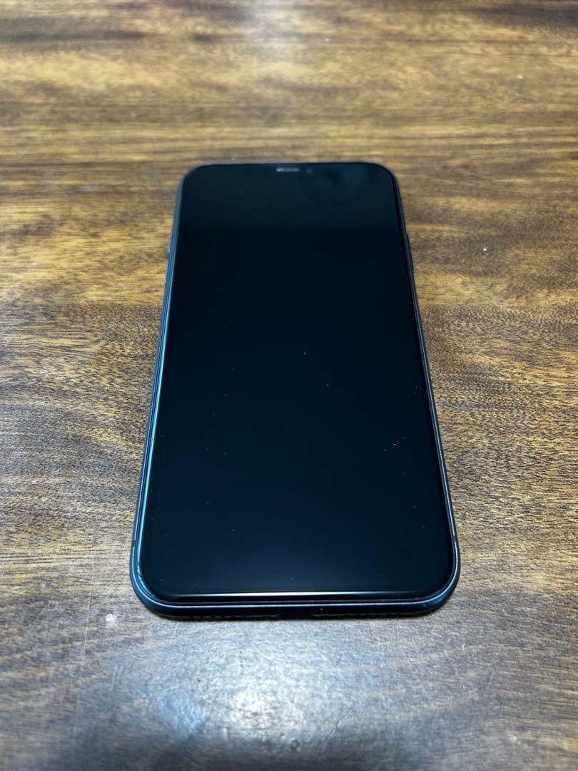 iPhone11 本体 BLACK ブラック 64GB バッテリー70% 美品