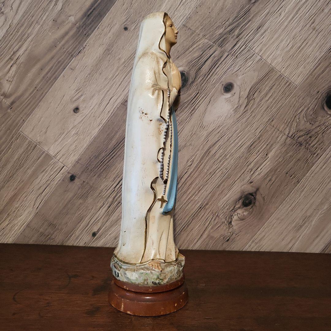 聖母像　樹脂・木製品 約30cm