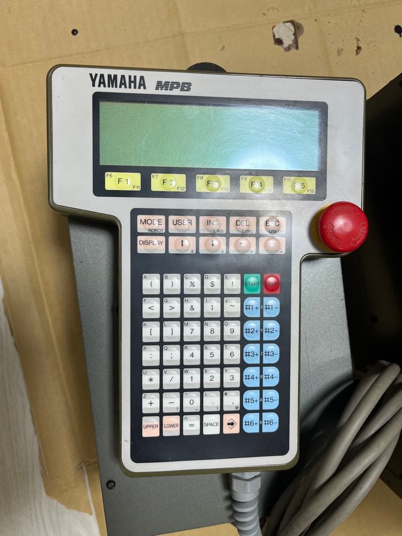 YAMAHA 2軸ロボット　コントローラー　電源　キーボード　一式