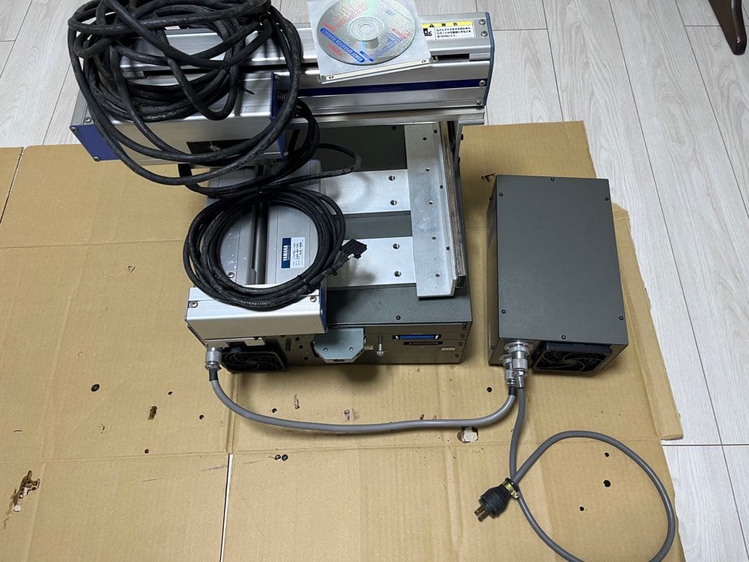 YAMAHA 2軸ロボット　コントローラー　電源　キーボード　一式