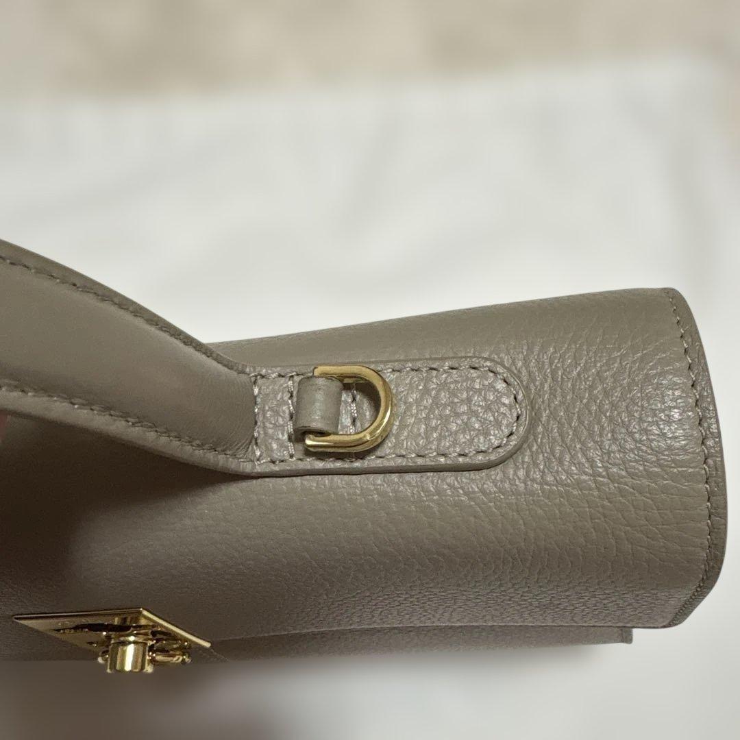 カフネ Medium Stance グレー バッグ