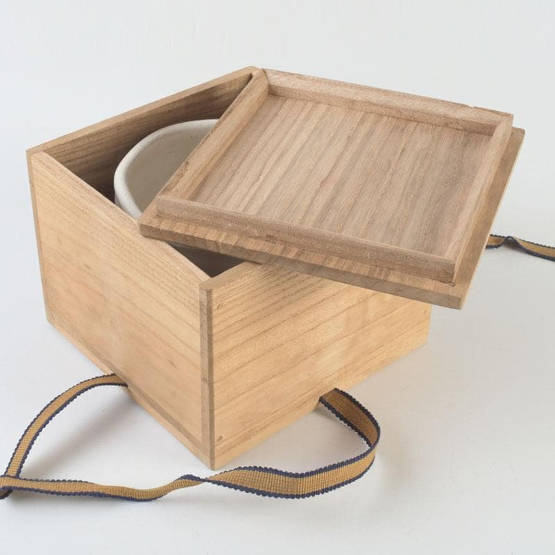 茶道具　京焼　丹羽好一作　白流茶碗　共布共箱　V　9803