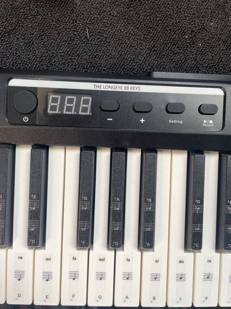 ロングアイ　電子キーボード 61鍵 台・ケース付き スタンド一部欠品あり
