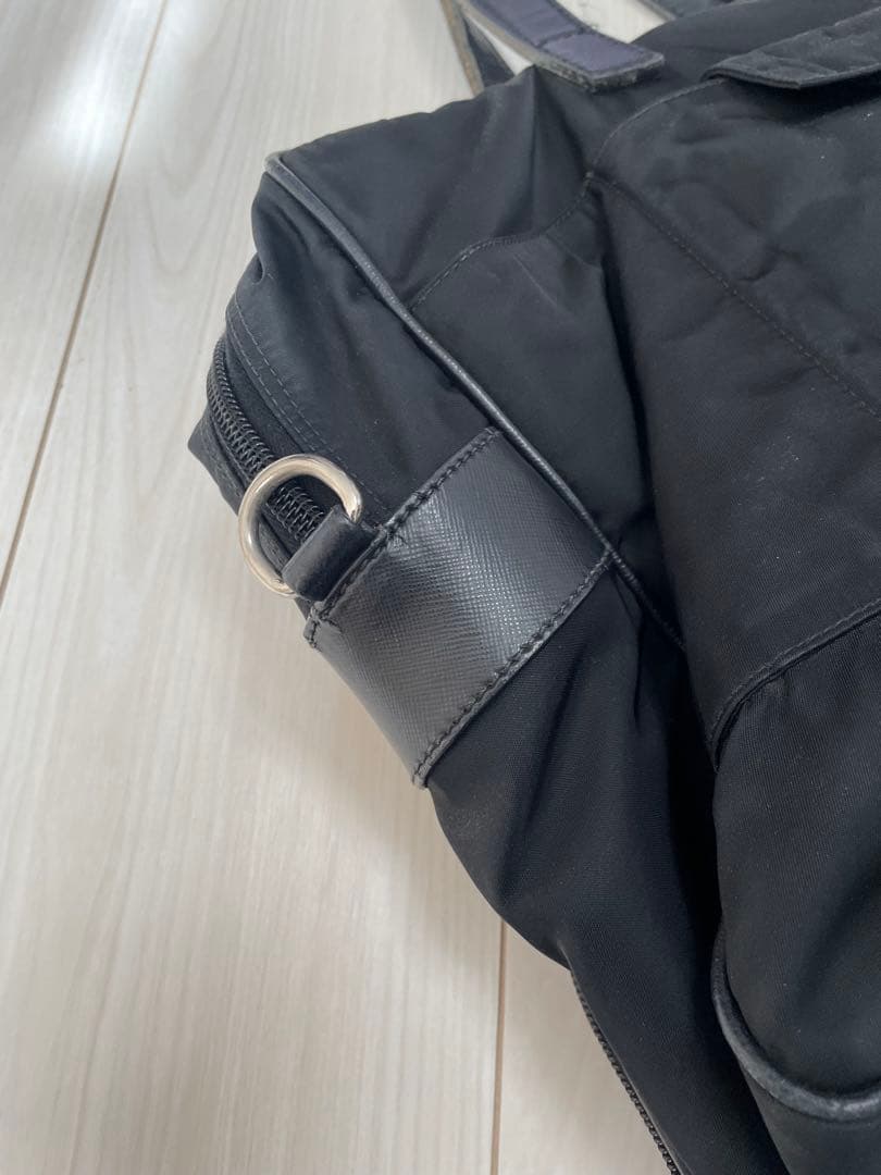 し*ん様 PRADA 黒 ナイロン ビジネスバッグ