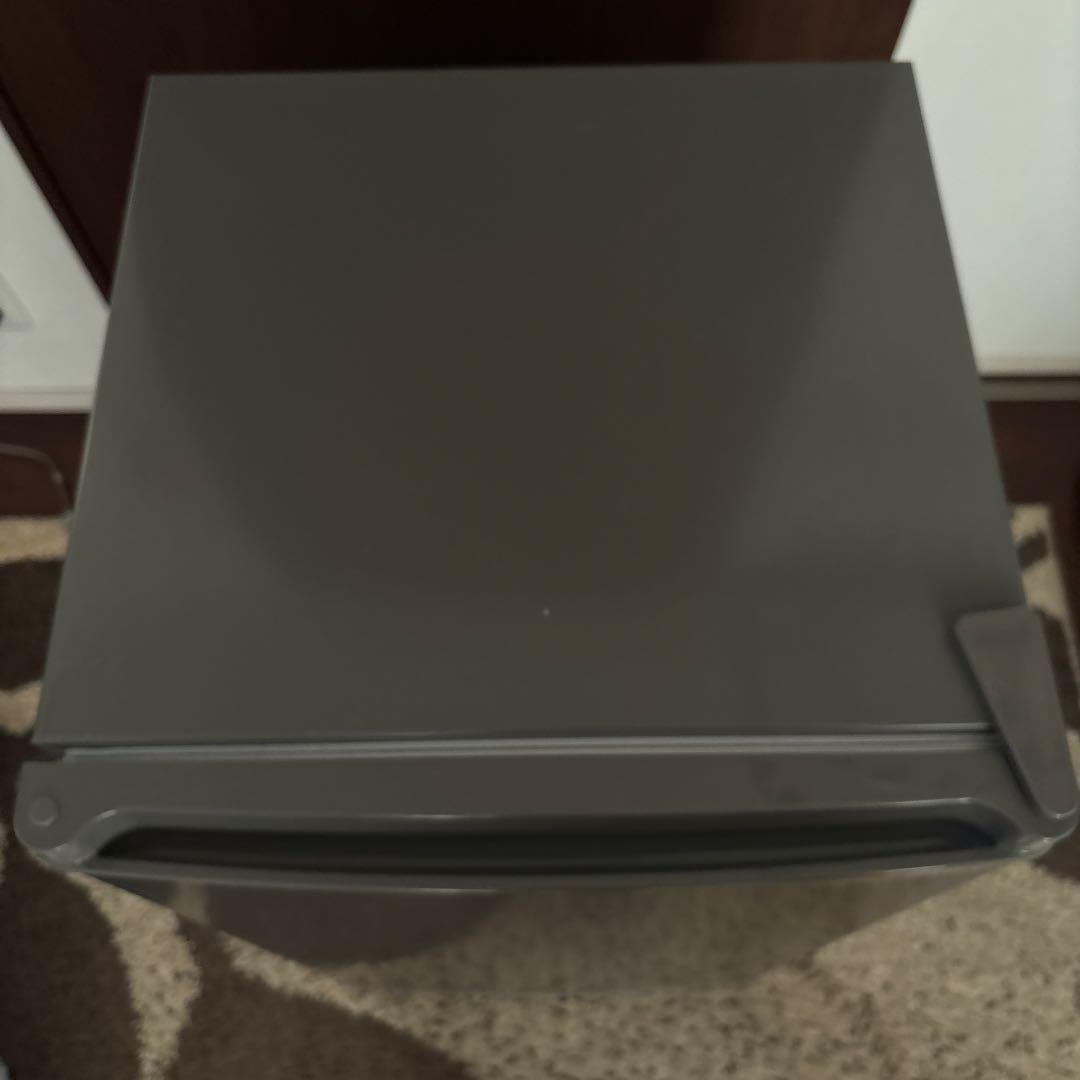 Grand Line 1ドア冷凍庫 シルバー 右開き