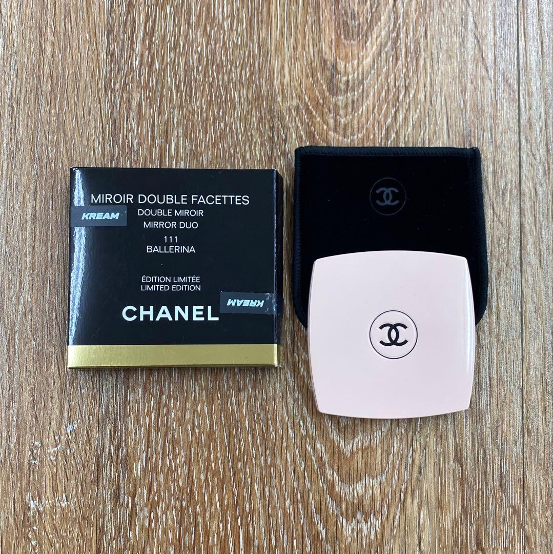 m4622 シャネル CHANEL コンパクトミラー 111