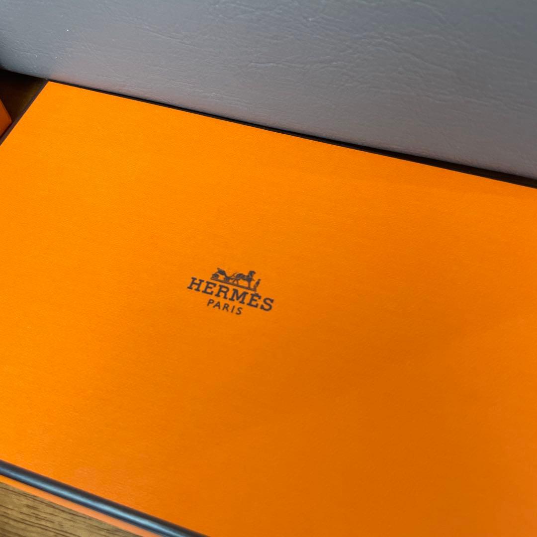 HERMES べアン財布　ショコラ箱あり