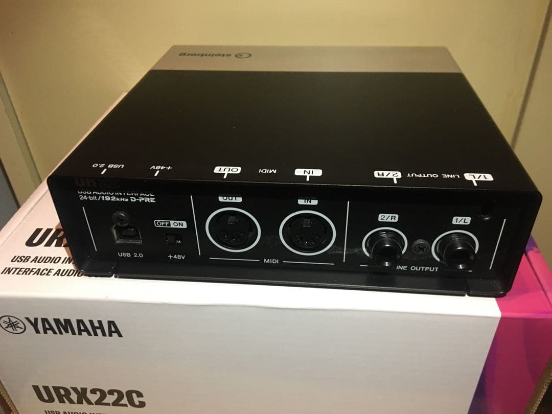 Steinberg UR22 USBオーディオインターフェイス
