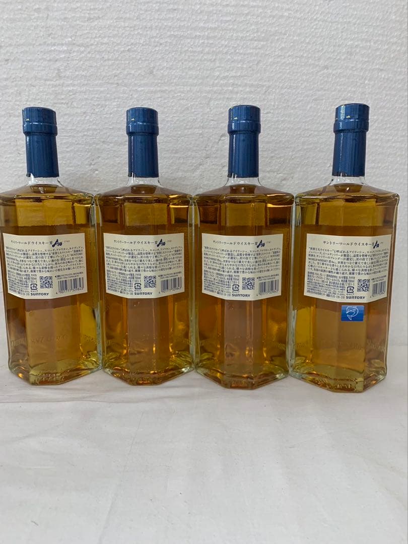 SUNTORY サントリーワールドウイスキーAO 碧700ml 4本