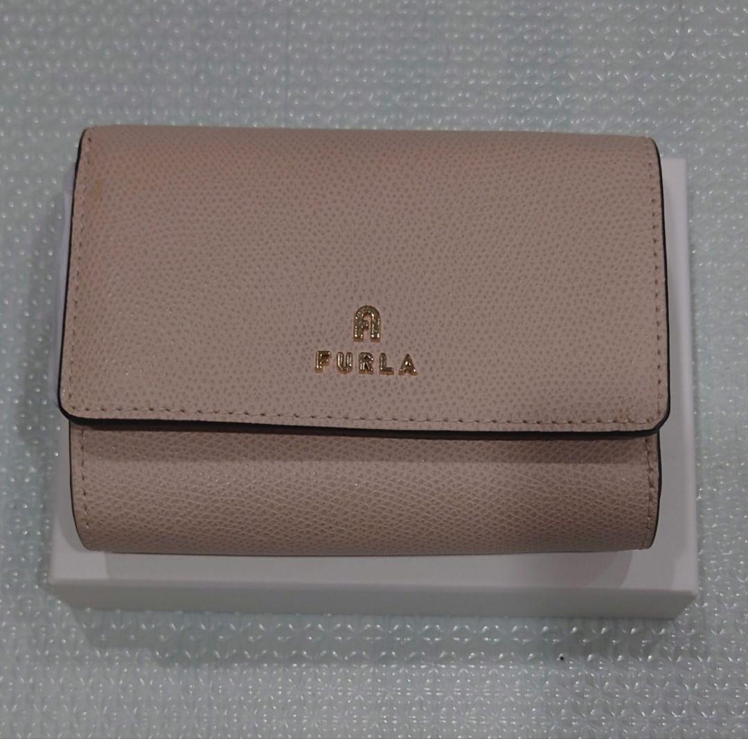 新品！フルラ FURLA カメリア Camelia コンパクト財布 M 財布
