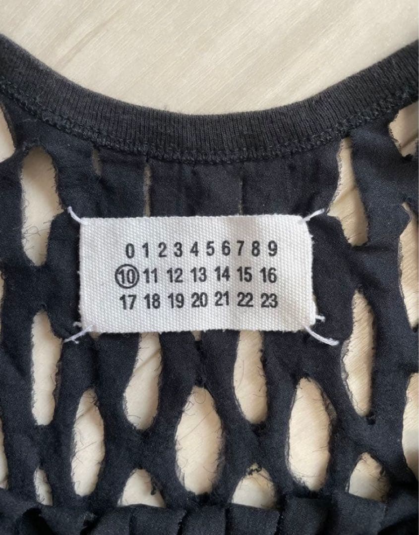 マルジェラ　09SS Artisanal Laser cut tank top