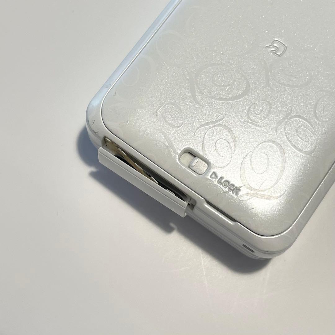 【Q-pot.】docomo STYLE series SH-04C ※欠品あり