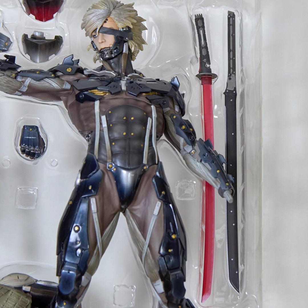 雷電　メタルギア ライジング リベンジェンス 1/6スケール スタチュー