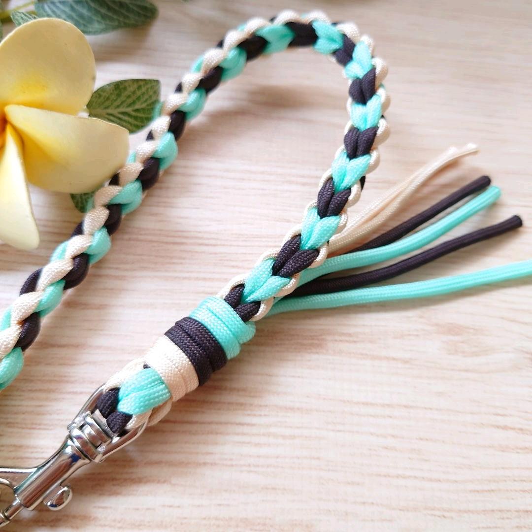 パラコードリード　カフェリード　ハート編み　タッセル付　№071