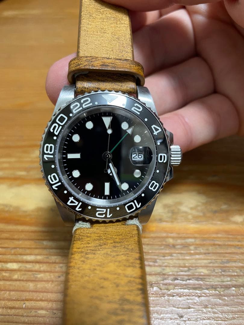 GMTマスタータイプ　自動巻き　ロゴ無し　ダイバー