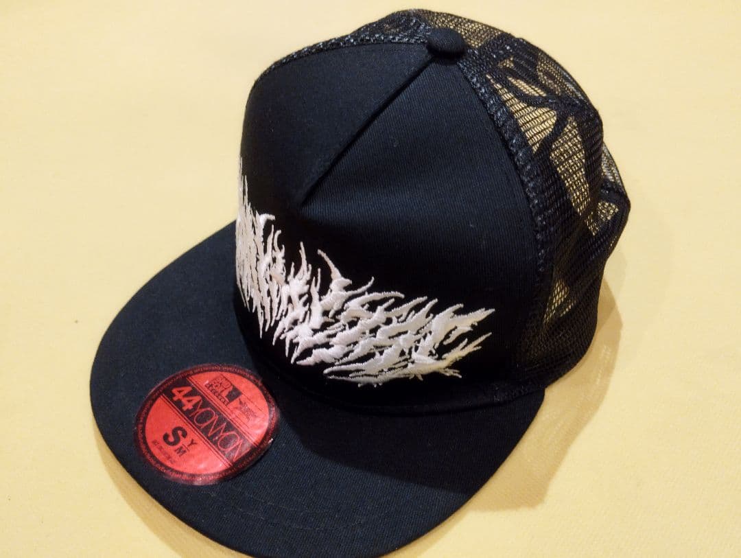 貴重！新品未使用！2015年 BABYL ブルータルロゴメッシュキャップ