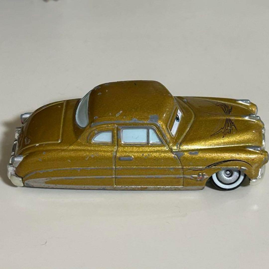 ☆激レア☆トミカ　カーズ　ドックハドソン　ゴールド