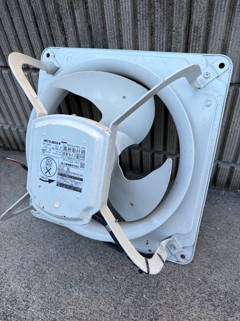 三菱　 業務用EWF-30BTA 30cm 高所取付用 屋内用 排気タプ