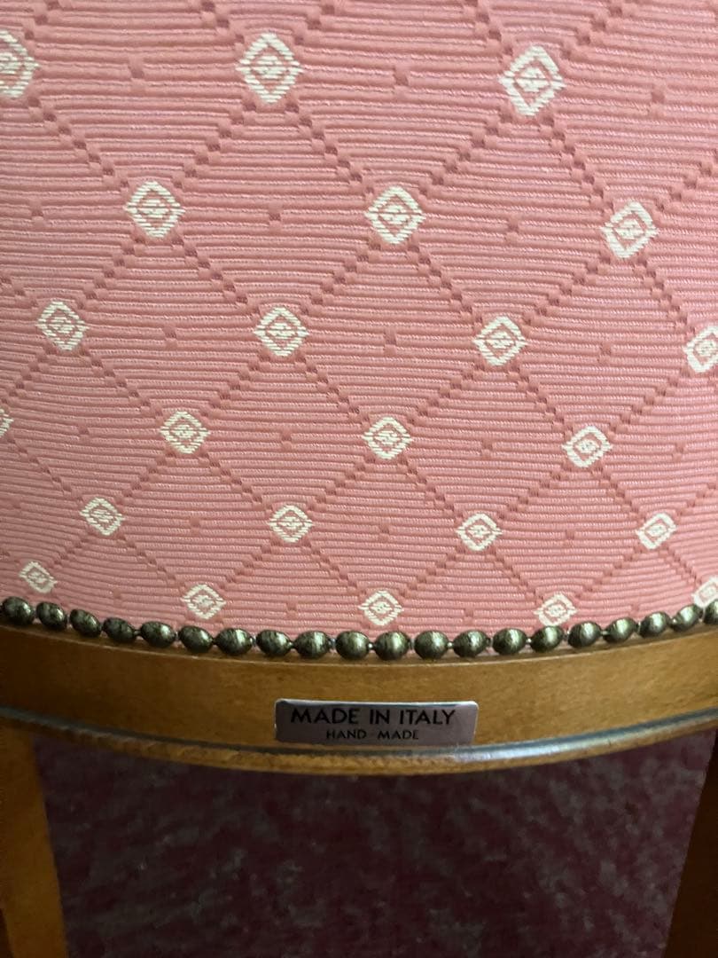 イタリア製 ハンドメイド 1人掛けクラシックチェア 布張り