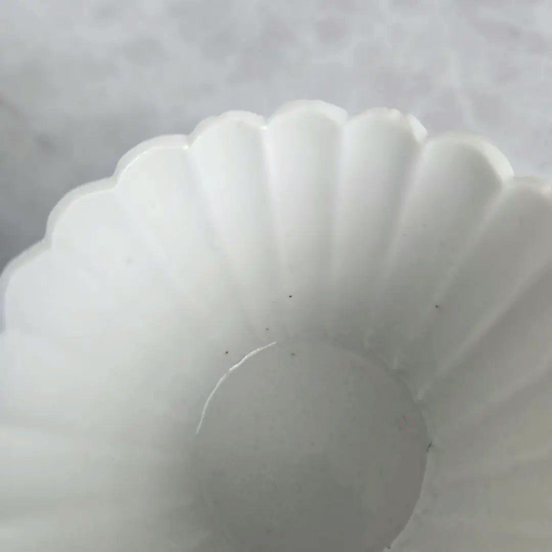 古伊万里　白磁　菊形　猪口　向付　骨董　江戸時代　アンティーク　金継ぎ