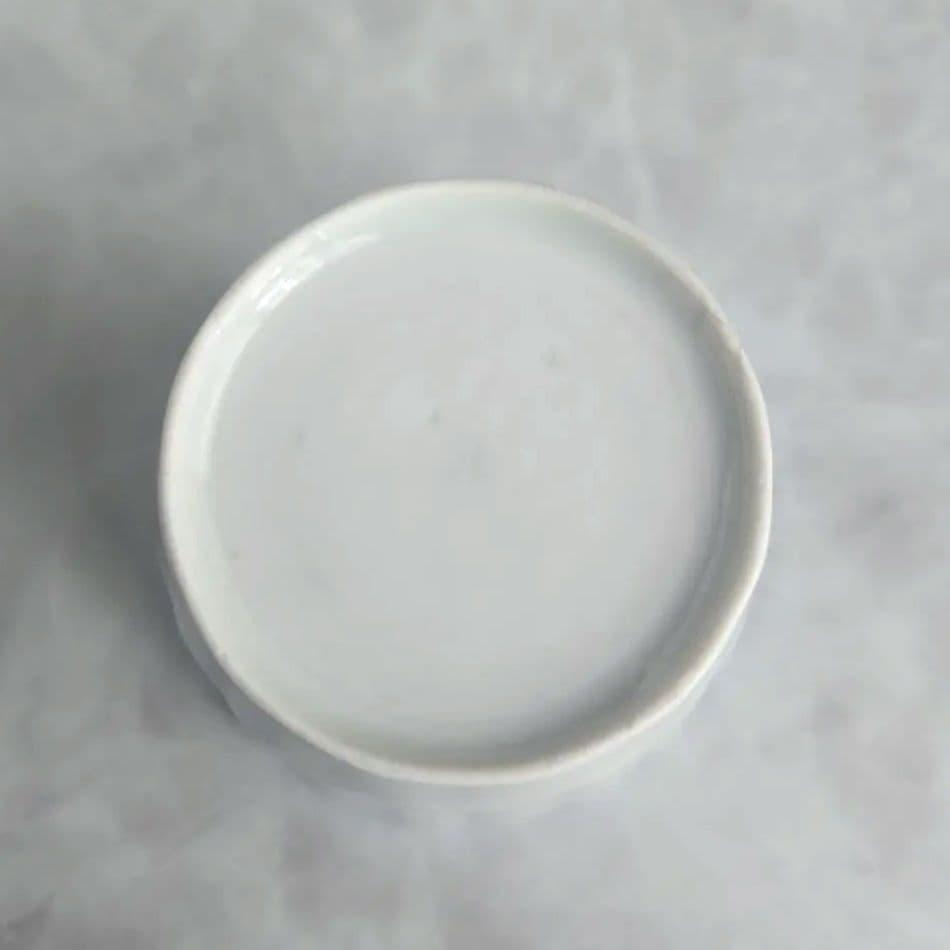 古伊万里　白磁　菊形　猪口　向付　骨董　江戸時代　アンティーク　金継ぎ