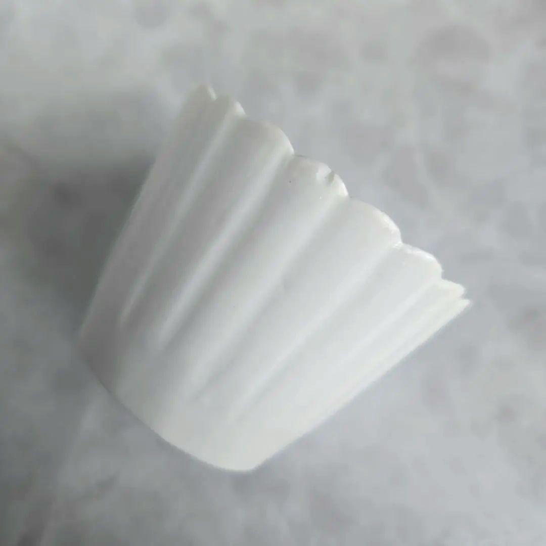 古伊万里　白磁　菊形　猪口　向付　骨董　江戸時代　アンティーク　金継ぎ