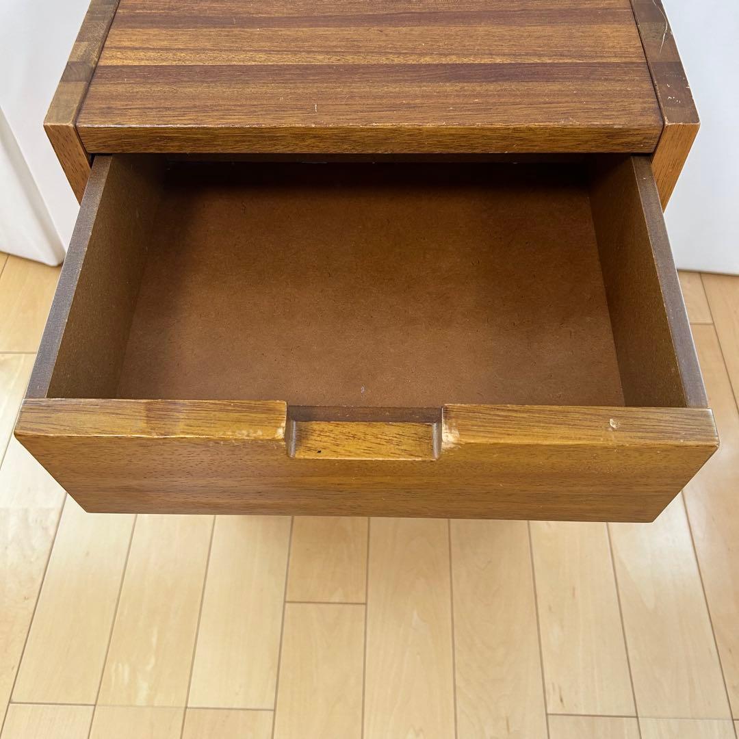 無印良品　ナイトテーブル　良品計画　サイドテーブル　北欧