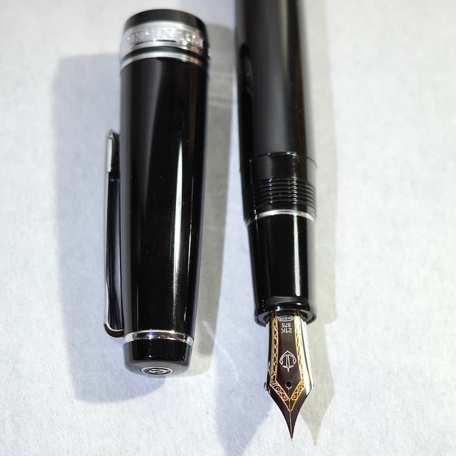 セーラー万年筆 プロフェッショナルギア 銀 万年筆